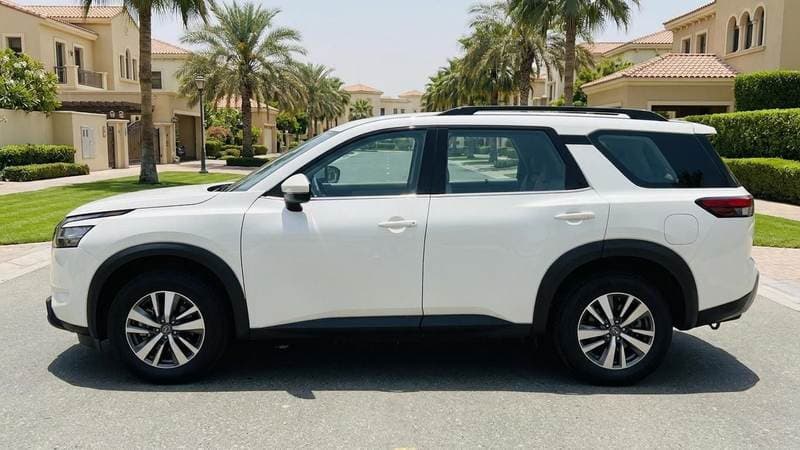 2024 Nissan Pathfinder S thumbnail 5