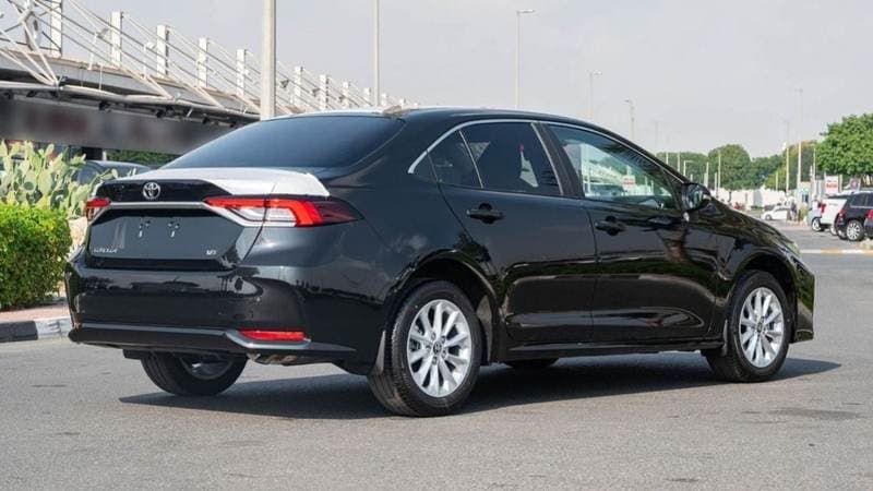 2024 Toyota Corolla XLI thumbnail 6