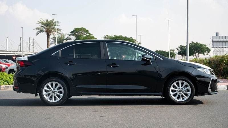 2024 Toyota Corolla XLI thumbnail 8