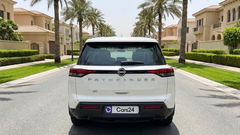 2023 Nissan Pathfinder S thumbnail 4