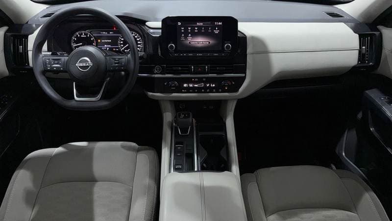 2023 Nissan Pathfinder S thumbnail 7