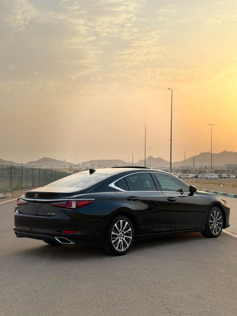 2020 Lexus ES350 PLATINUM thumbnail 3