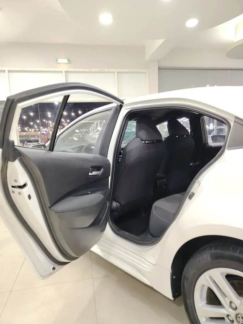 2022 Toyota Corolla XLI thumbnail 8