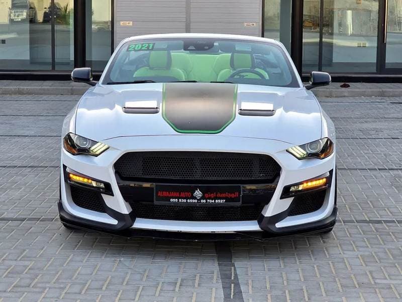 2021 Ford Mustang STANDARD thumbnail 2
