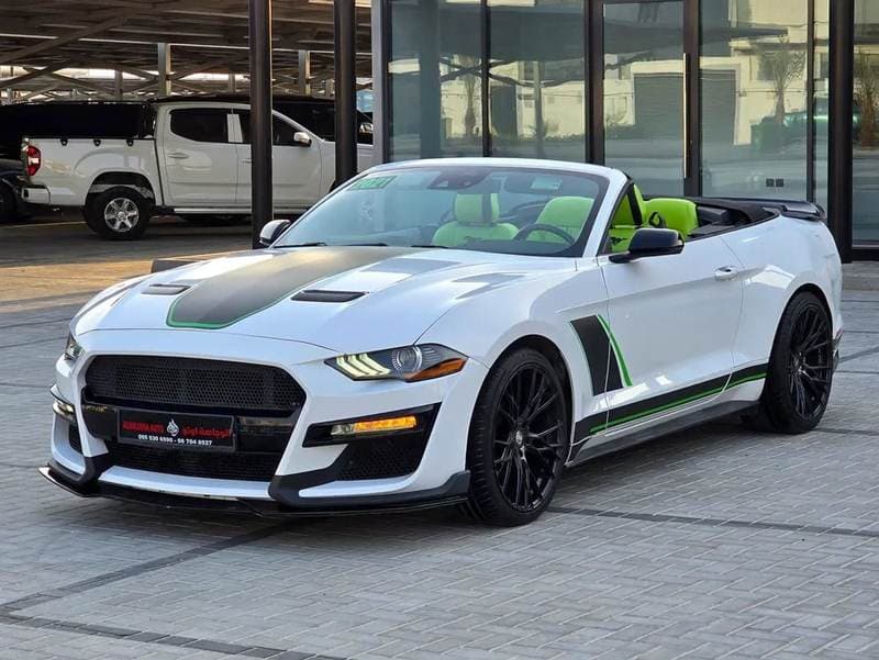 2021 Ford Mustang STANDARD thumbnail 4