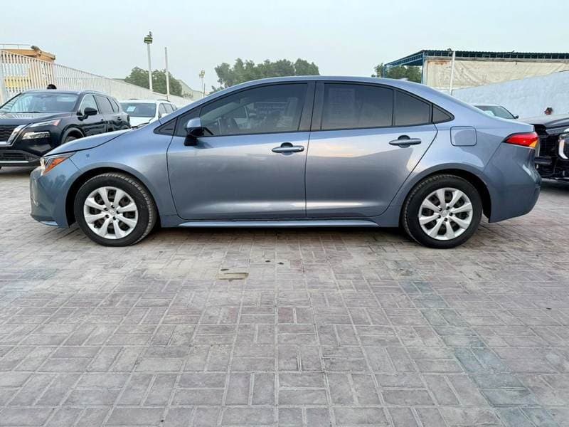 2021 Toyota Corolla thumbnail 4