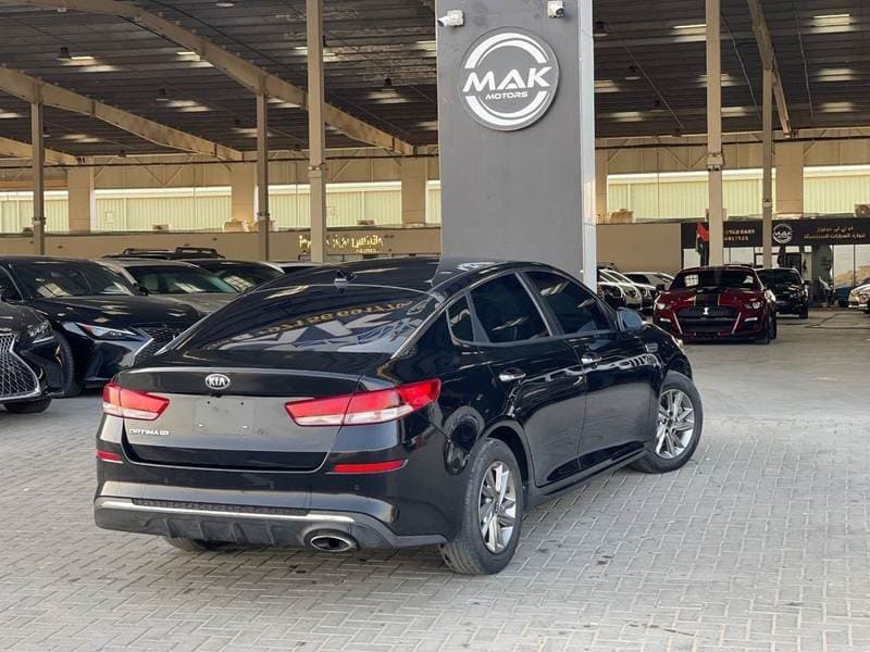 2019 Kia Optima LX thumbnail 4