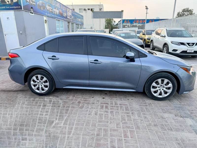 2021 Toyota Corolla thumbnail 5