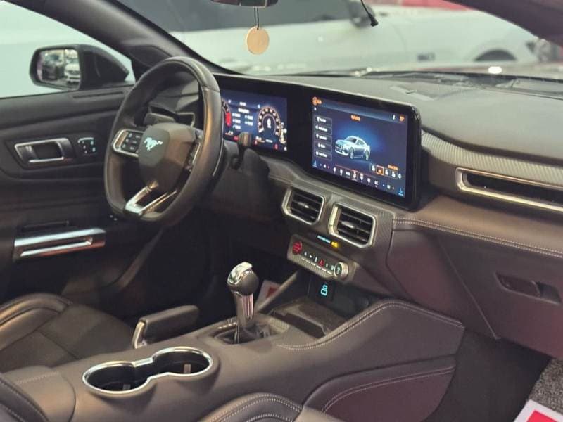 2024 Ford Mustang PREMIUM thumbnail 6