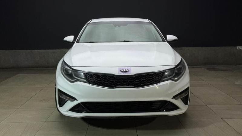 2019 Kia Optima LX thumbnail 2