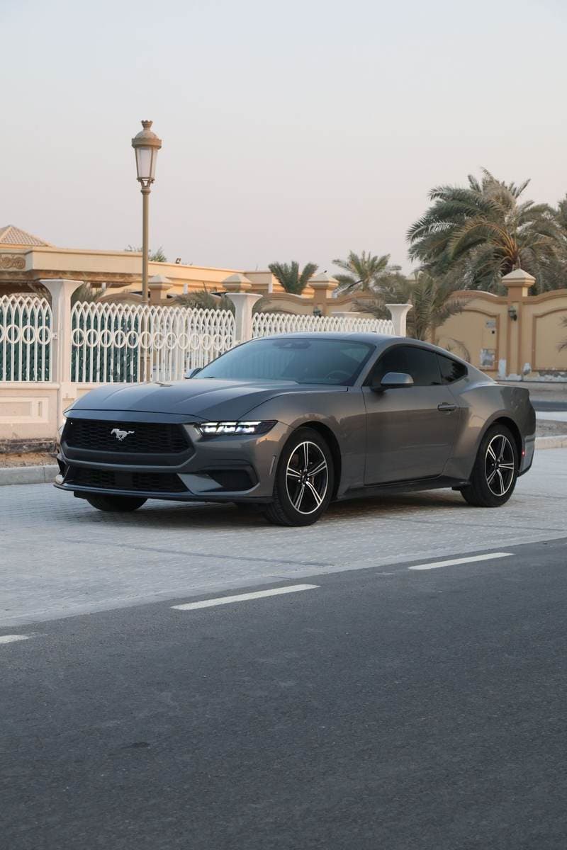 2024 Ford Mustang STANDARD thumbnail 3