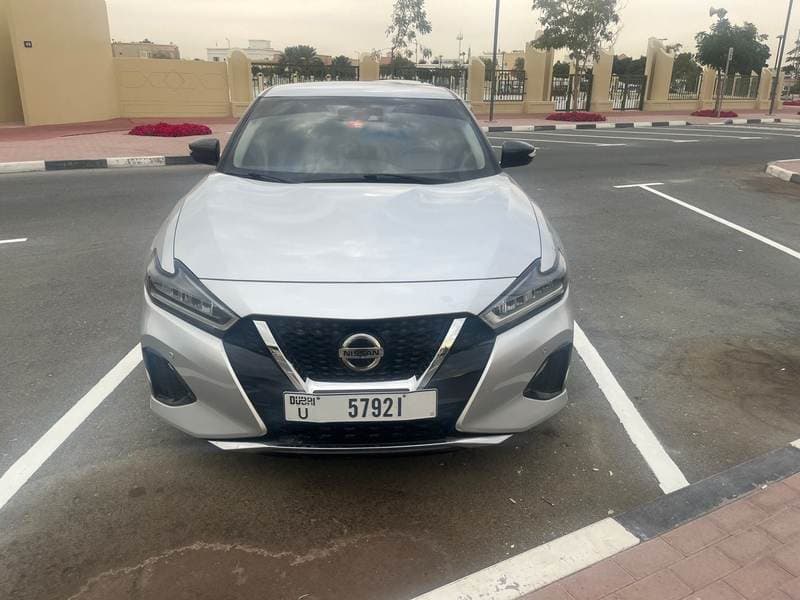 2022 Nissan Maxima thumbnail 2