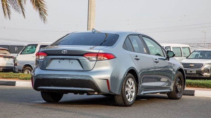 2020 Toyota Corolla LE thumbnail 5