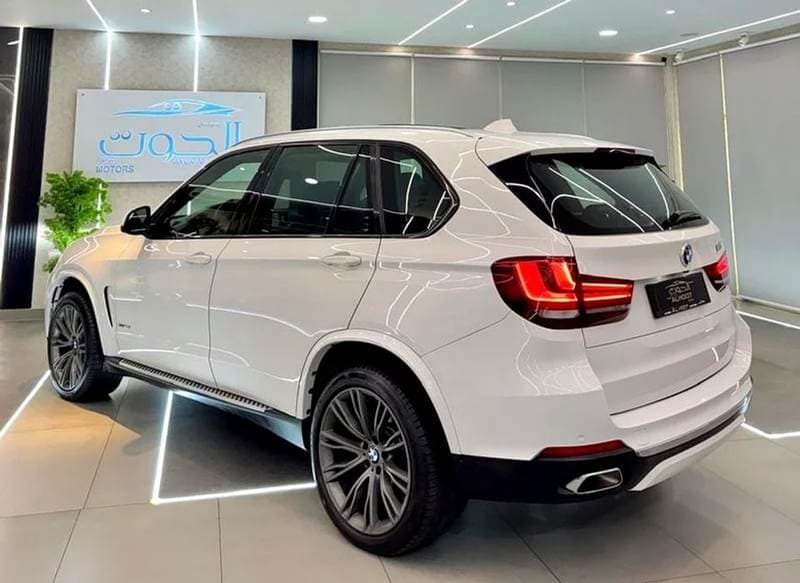 2015 BMW X5 50i M SPORT