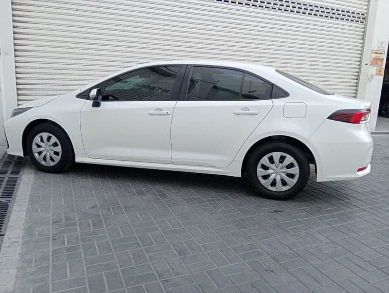 2023 Toyota Corolla XLI thumbnail 6