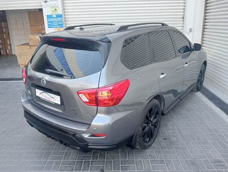 2019 Nissan Pathfinder SV thumbnail 3