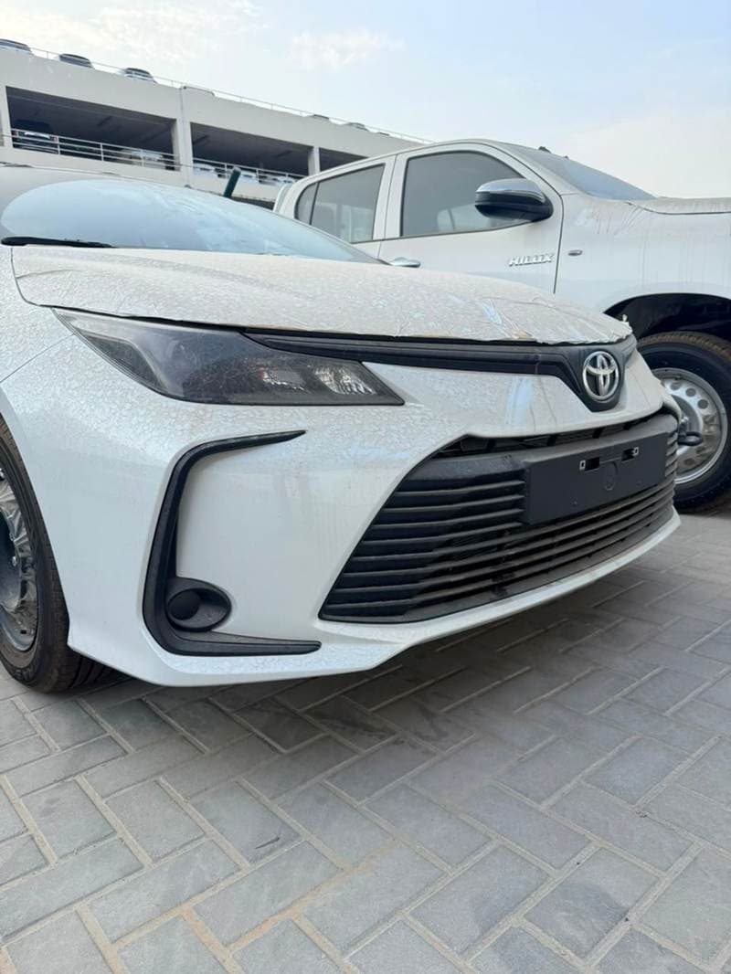2026 Toyota Corolla XLI thumbnail 2