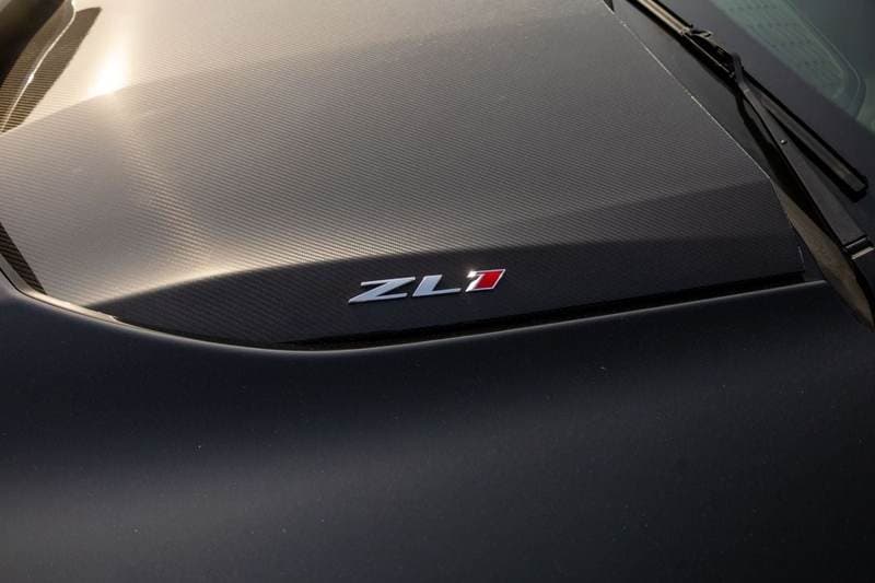 2018 Chevrolet Camaro ZL1 thumbnail 4