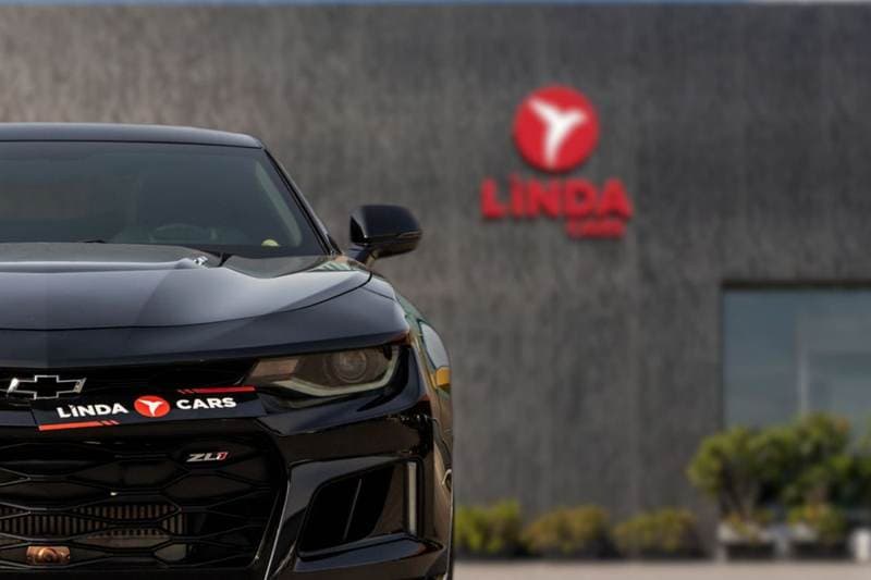 2018 Chevrolet Camaro ZL1 thumbnail 3