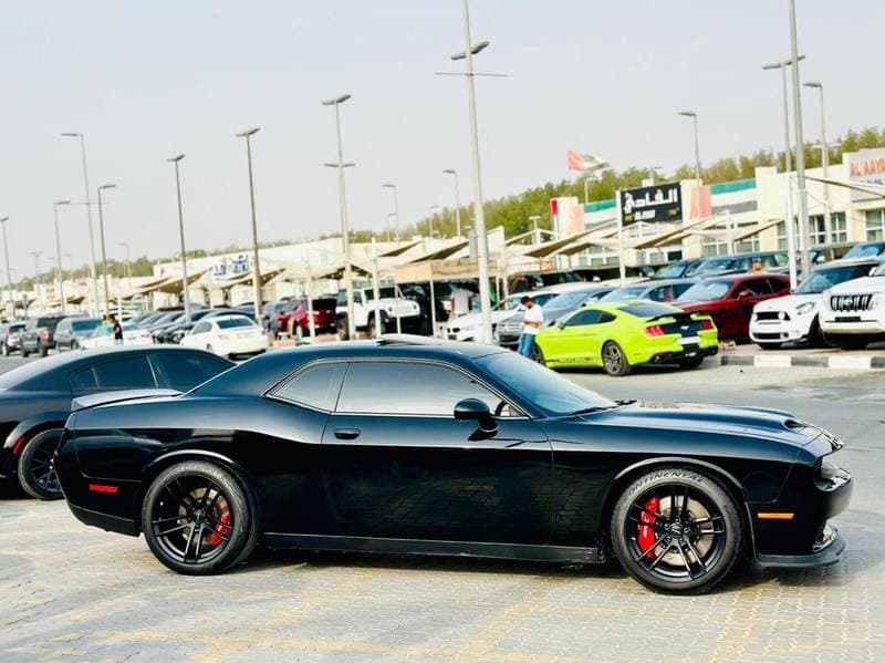 2023 Dodge Challenger thumbnail 4