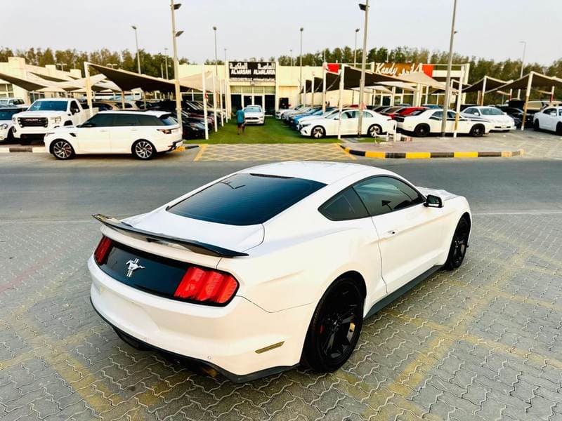 2017 Ford Mustang STANDARD thumbnail 5