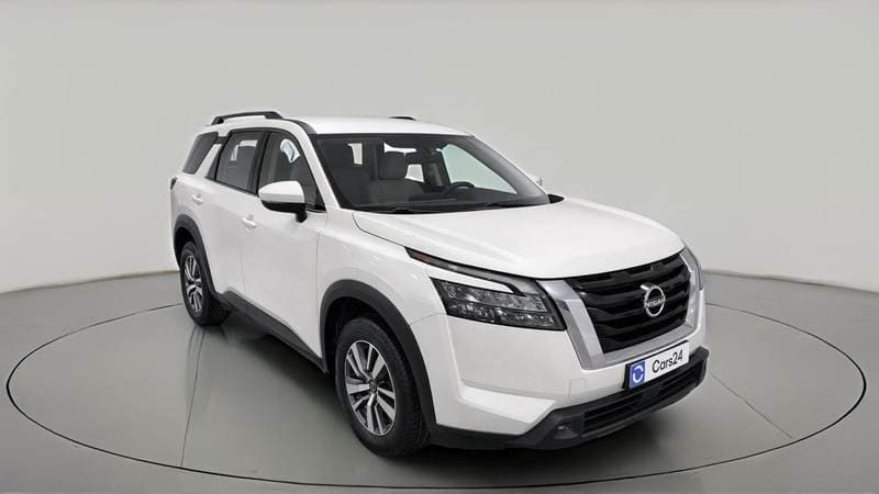 2023 Nissan Pathfinder S