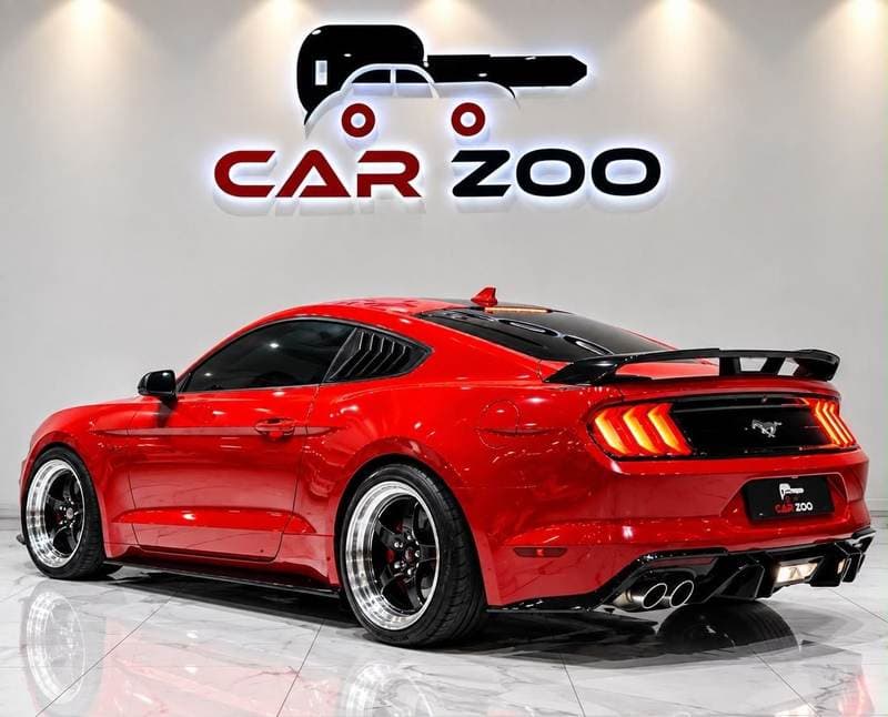 2022 Ford Mustang thumbnail 3