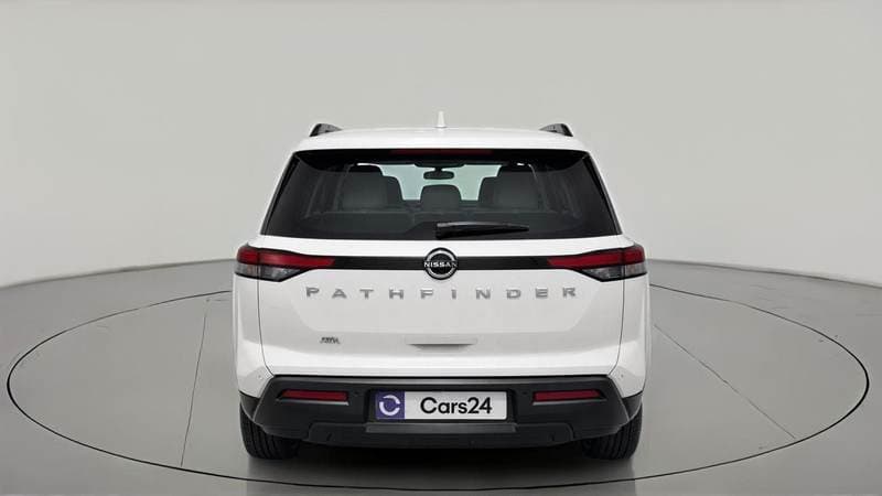 2023 Nissan Pathfinder S thumbnail 4
