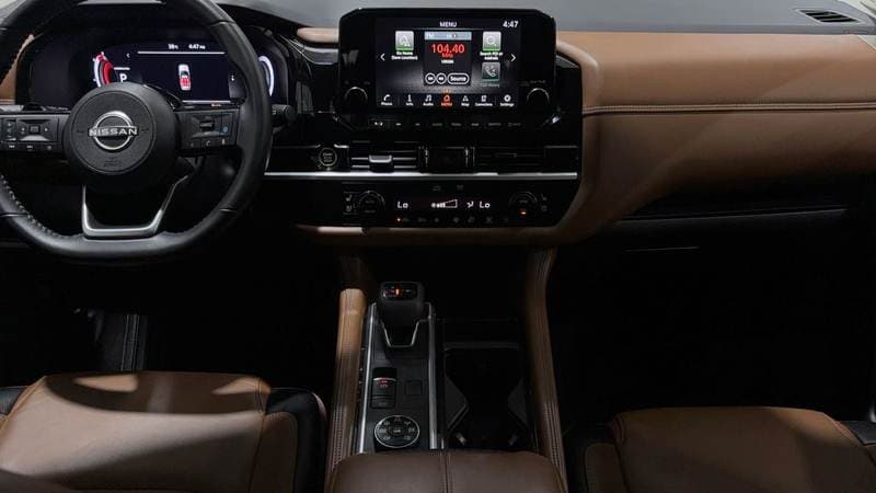 2024 Nissan Pathfinder SL thumbnail 8