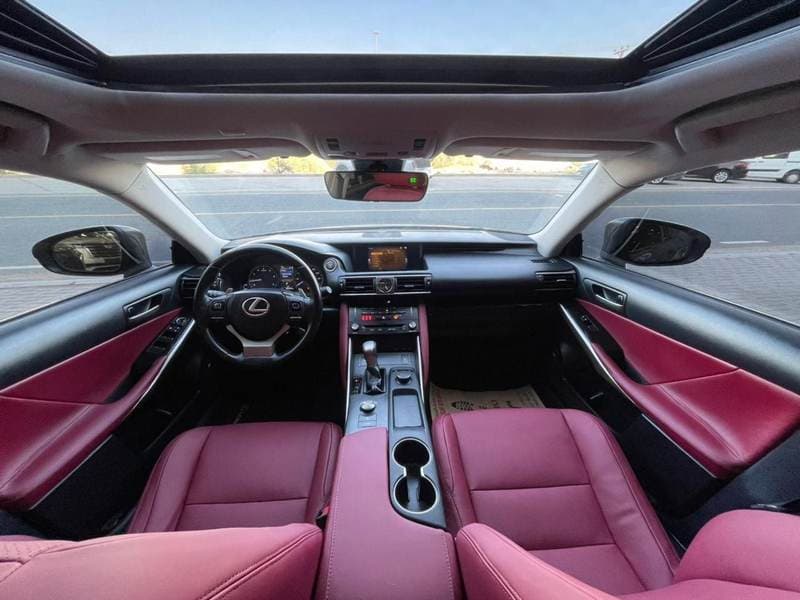 2018 Lexus IS350 PLATINUM thumbnail 5