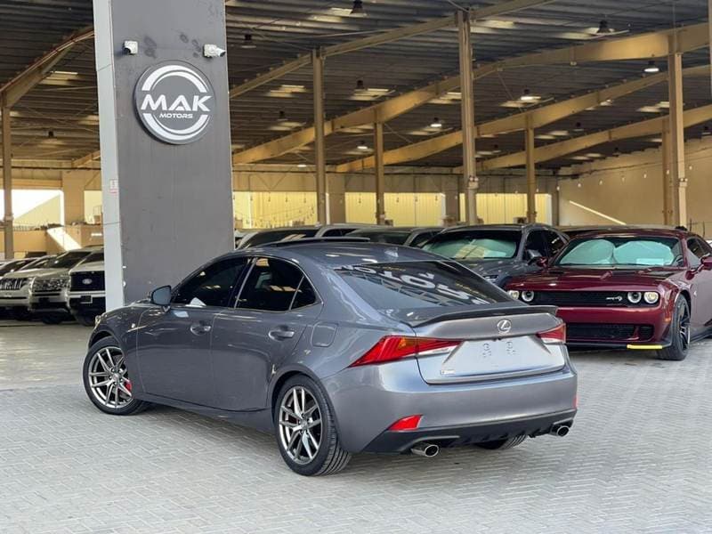2018 Lexus IS350 PLATINUM thumbnail 4