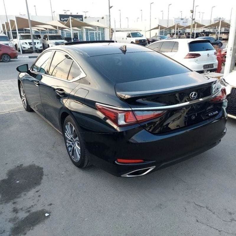 2020 Lexus ES350 PLATINUM thumbnail 3
