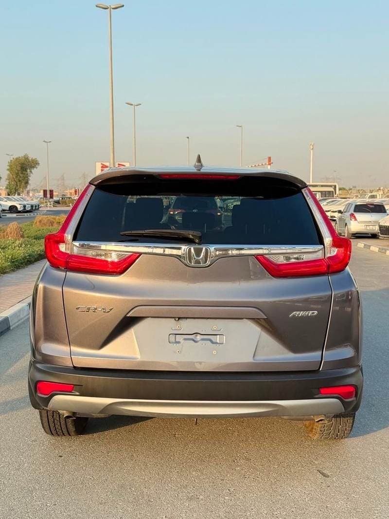 2019 Honda CR V thumbnail 4