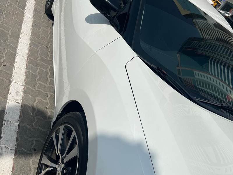 2018 Nissan Maxima SV thumbnail 4