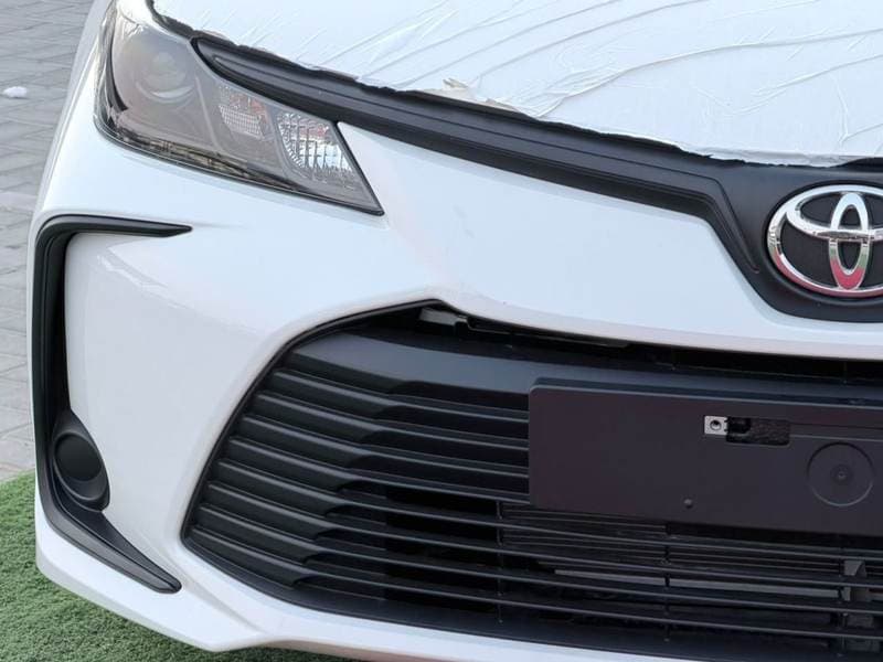 2026 Toyota Corolla XLI thumbnail 3