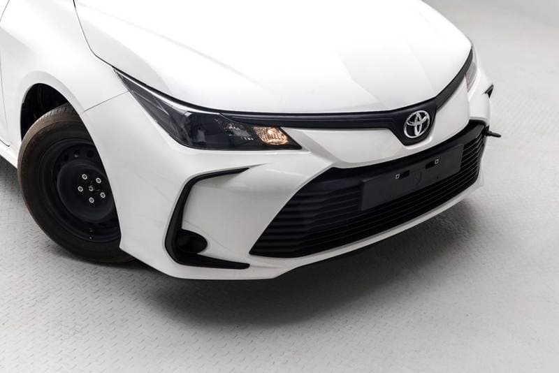 2026 Toyota Corolla XLI thumbnail 2