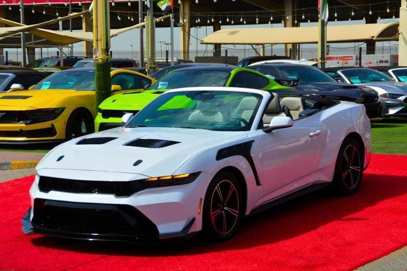 2024 Ford Mustang PREMIUM thumbnail 4