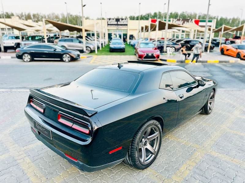2022 Dodge Challenger thumbnail 5