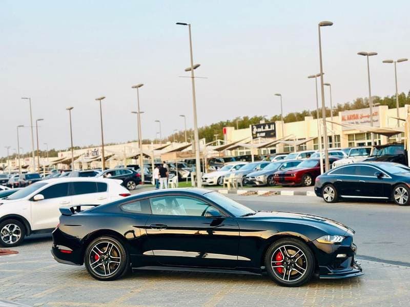 2019 Ford Mustang thumbnail 4