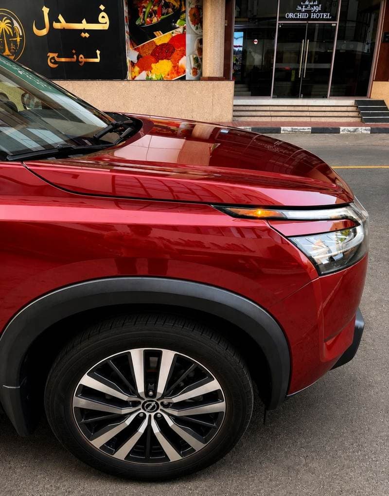 2022 Nissan Pathfinder PLATINUM thumbnail 4
