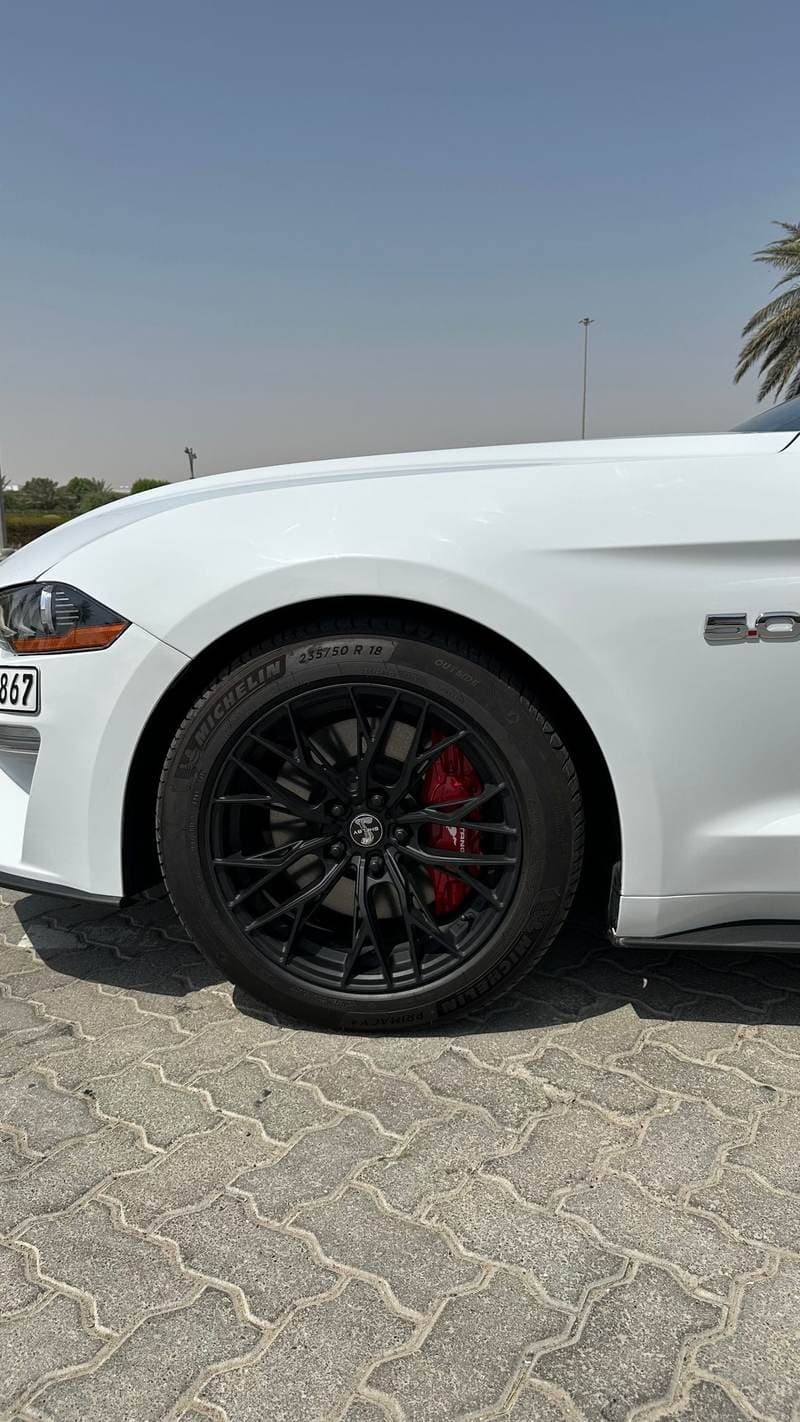 2023 Ford Mustang GT PREMIUM thumbnail 4