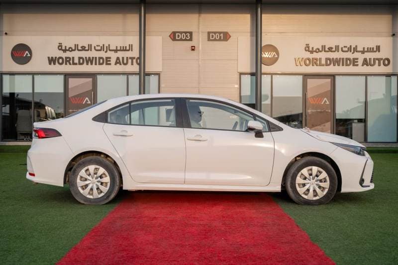2024 Toyota Corolla XLI thumbnail 7