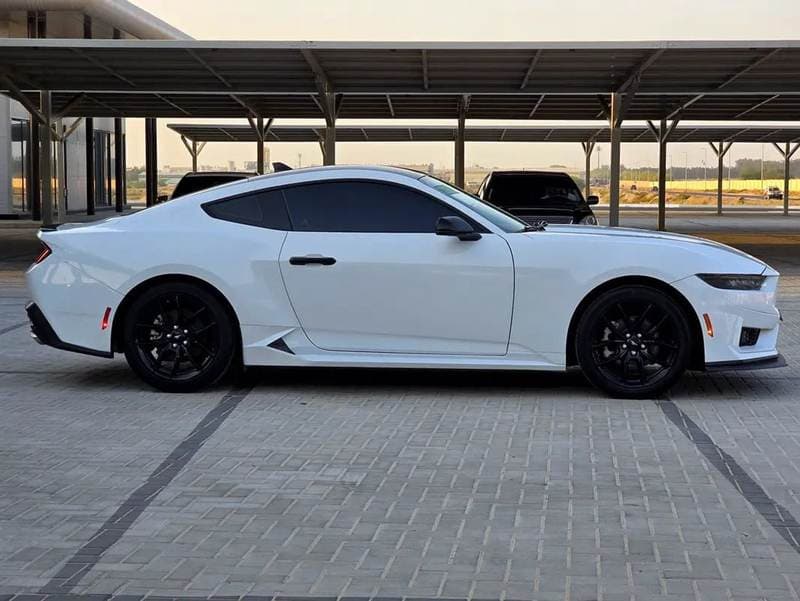 2025 Ford Mustang GT PREMIUM thumbnail 6