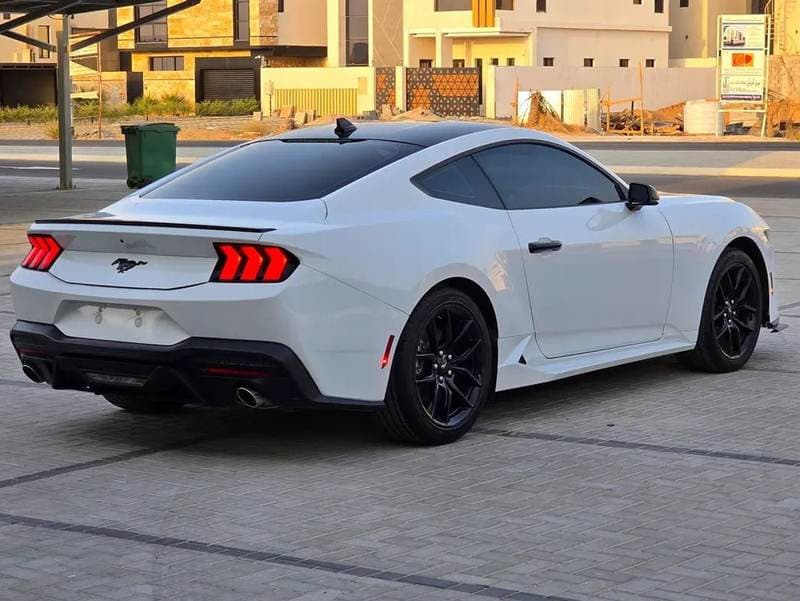 2025 Ford Mustang GT PREMIUM thumbnail 5