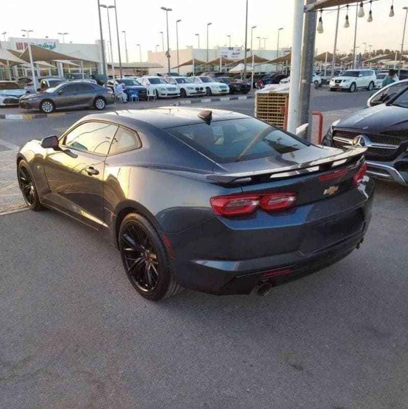 2021 Chevrolet Camaro ZL1 thumbnail 3