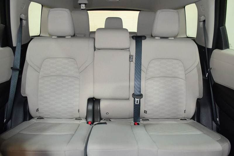 2024 Nissan Pathfinder S thumbnail 7