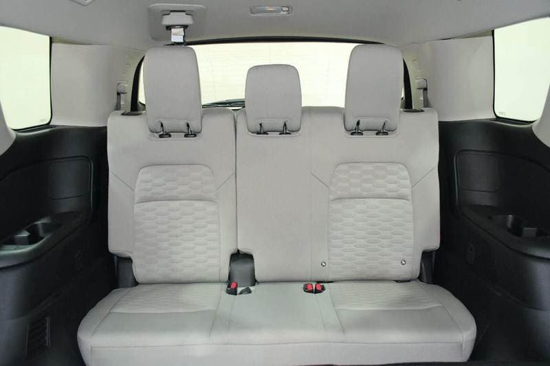 2024 Nissan Pathfinder S thumbnail 8