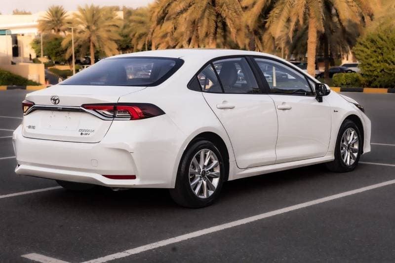 2025 Toyota Corolla XLI EXECUTIVE HEV thumbnail 7