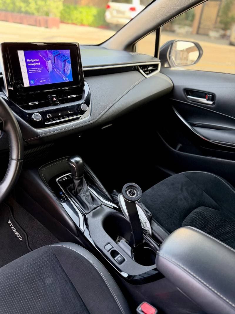 2023 Toyota Corolla XLI thumbnail 6