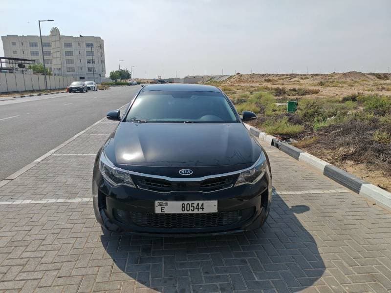 2017 Kia Optima thumbnail 2
